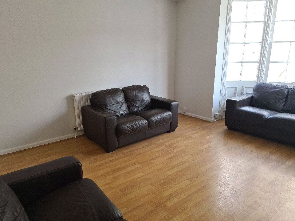 Property photo 3 of 19 Picture No. 29