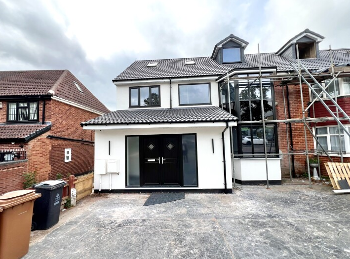 Property photo 1 of 6