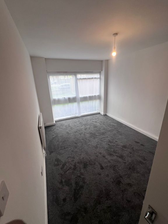 Property photo 1 of 3