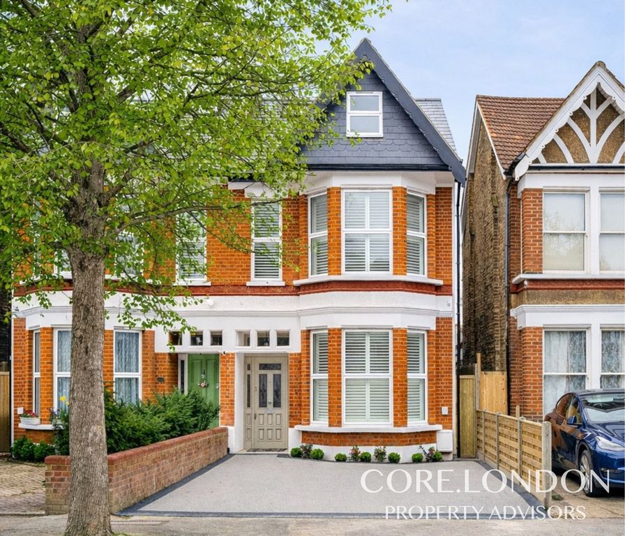 Property photo 3 of 24