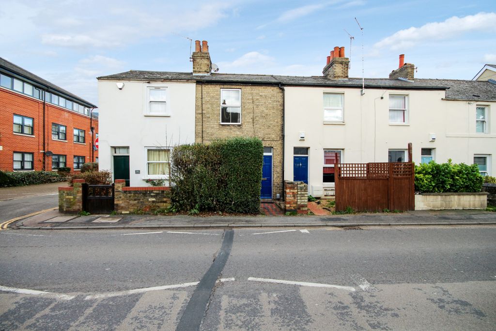 Property photo 1 of 8