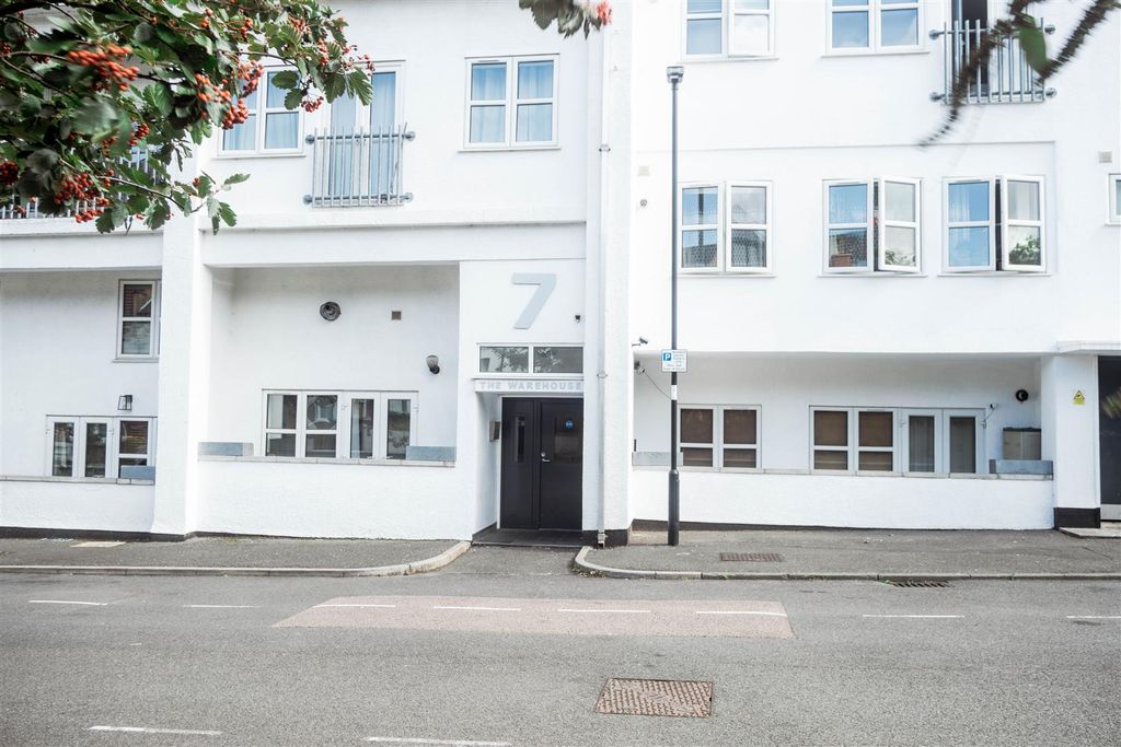 Property photo 1 of 15 C04I3787.Jpg