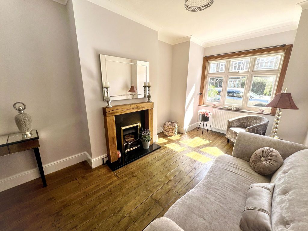 Property photo 2 of 19 Photo 6