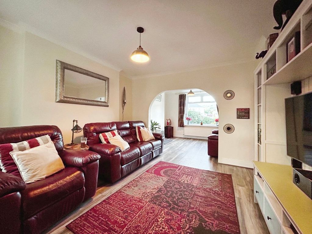 Property photo 3 of 24