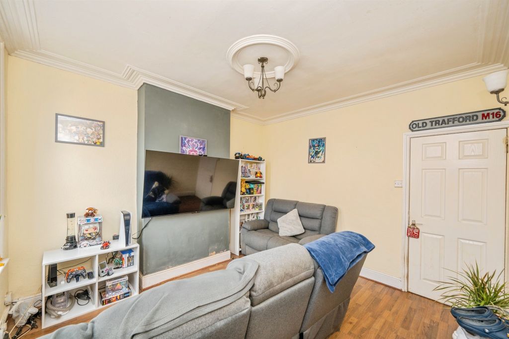 Property photo 3 of 19