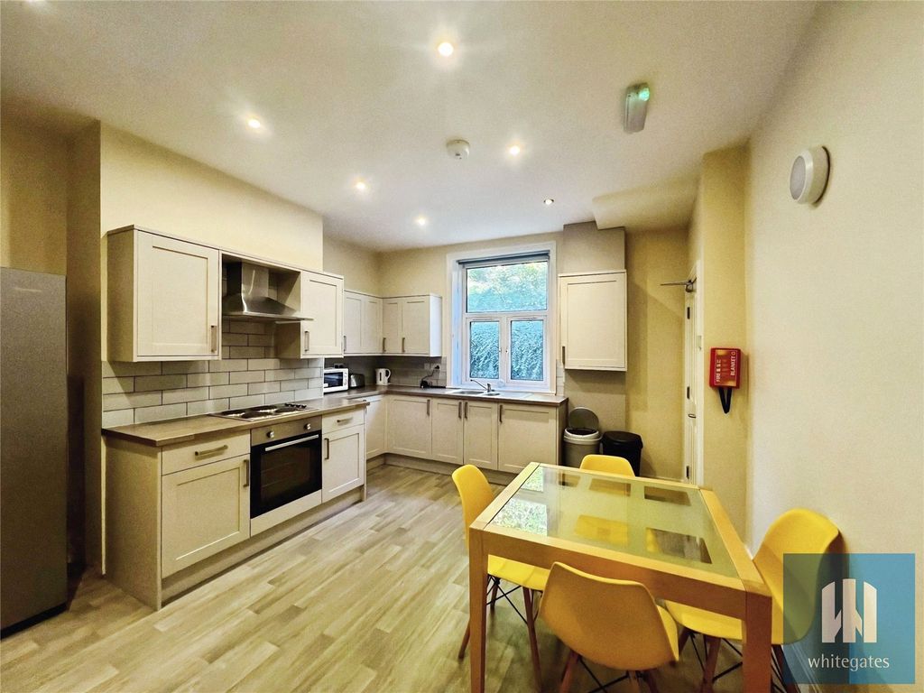 Property photo 3 of 12 Picture No. 12