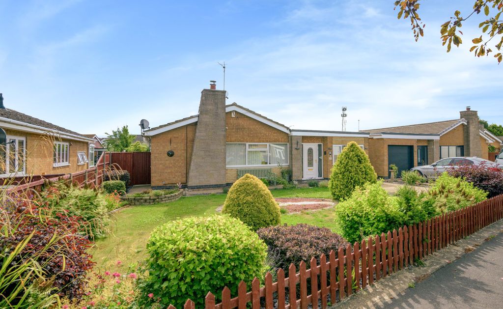 Property photo 1 of 25