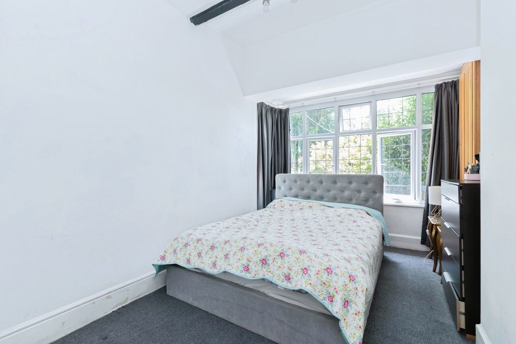 Property photo 3 of 14 Pbox-Img.Jpg