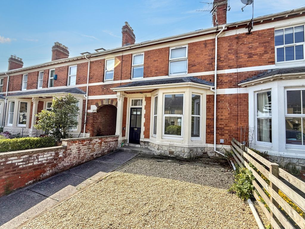 Property photo 1 of 7