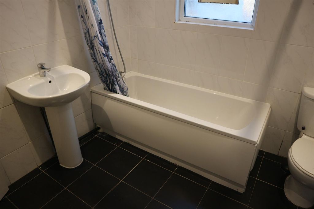 Property photo 2 of 14 Img_0649.Jpg