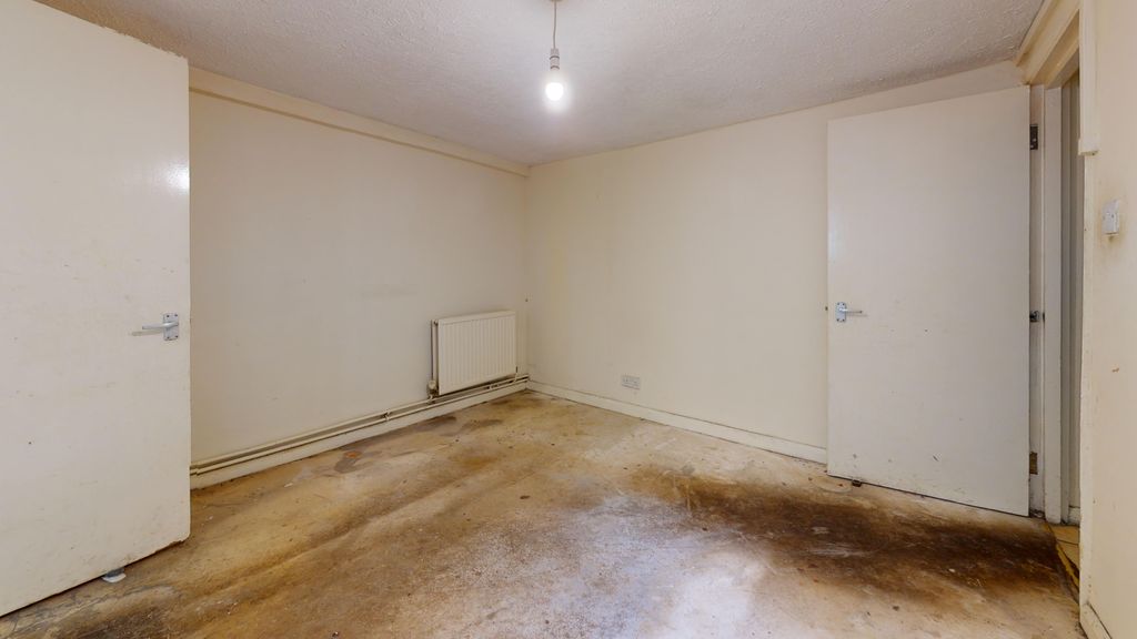 Property photo 3 of 17 Flat 1, 21/23 Harewood Avenue, Marylebone, London, Nw1 6Le