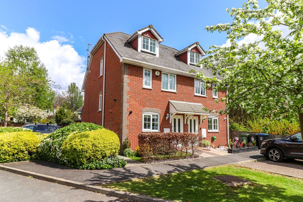 Property photo 1 of 30