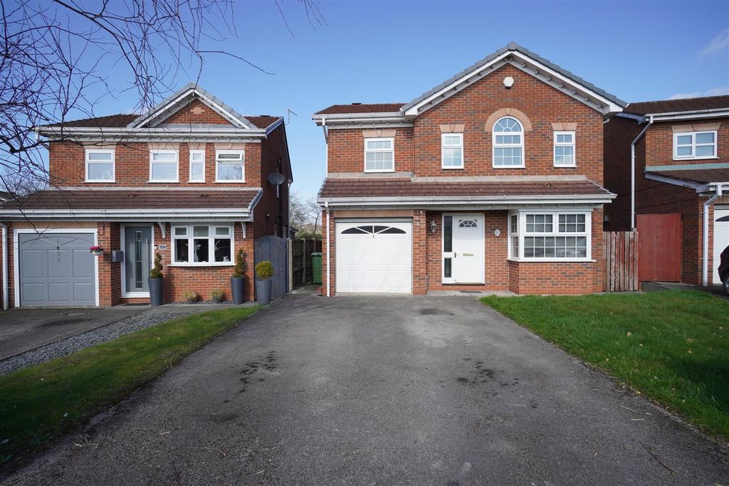 Property photo 1 of 14 Front.Jpg