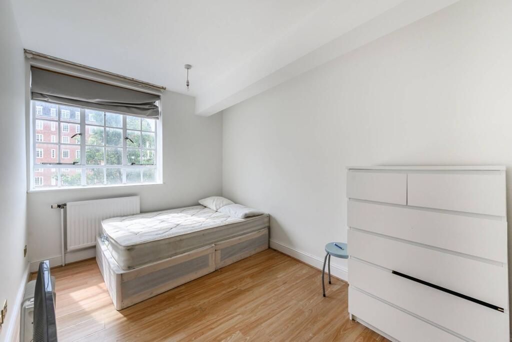 Property photo 1 of 2