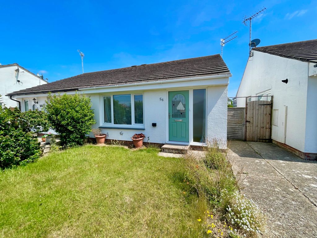 Property photo 1 of 13 56 Windward Close Front