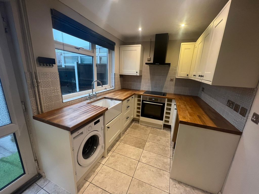 Property photo 2 of 22 Front