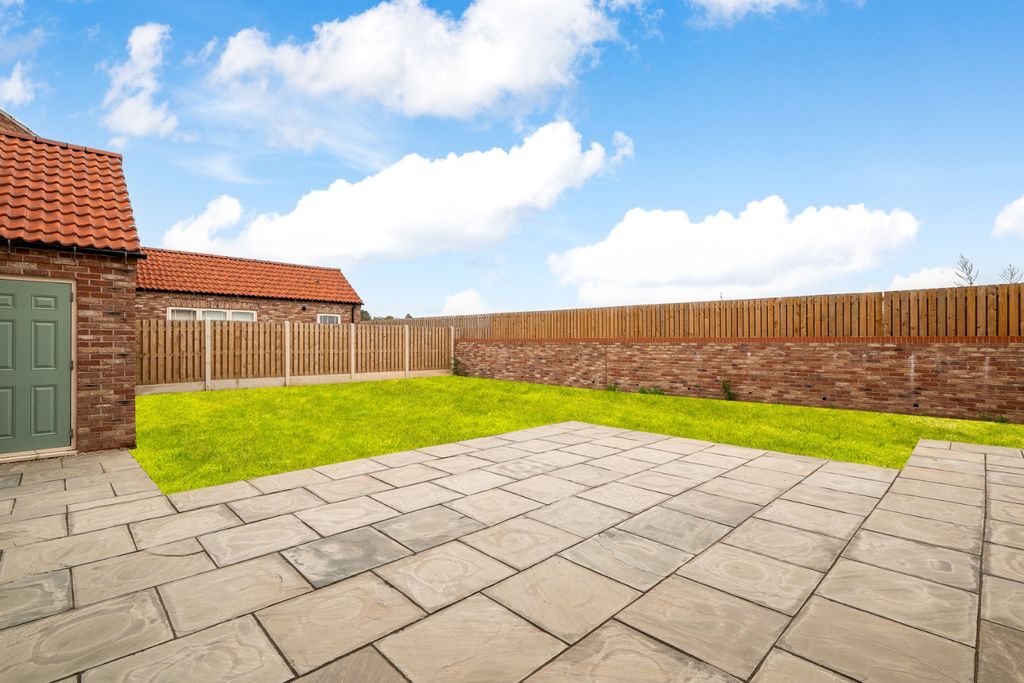 Property photo 3 of 29 4121965