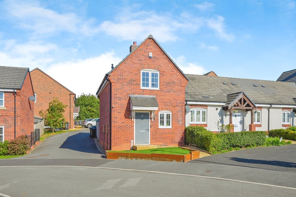 Property photo 1 of 17