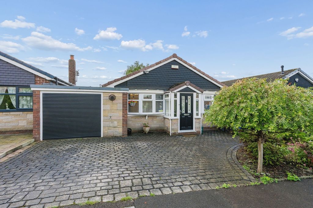 Property photo 1 of 26