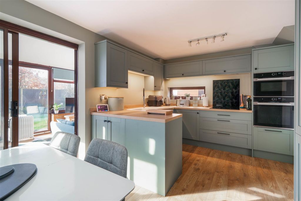 Property photo 3 of 23 Kitchen- Diner-3.Jpg