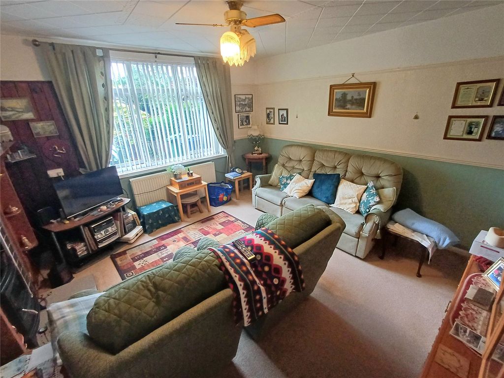 Property photo 3 of 18 Picture No. 34
