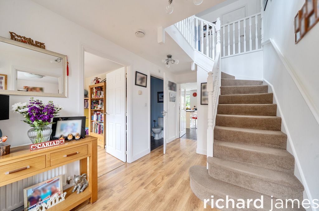Property photo 3 of 19 72E91A59d3Ef49298176B59873544917