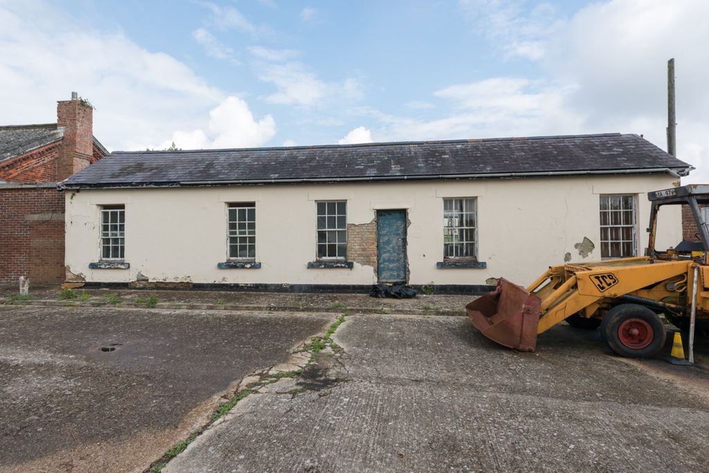 Property photo 3 of 21 Picture No. 09