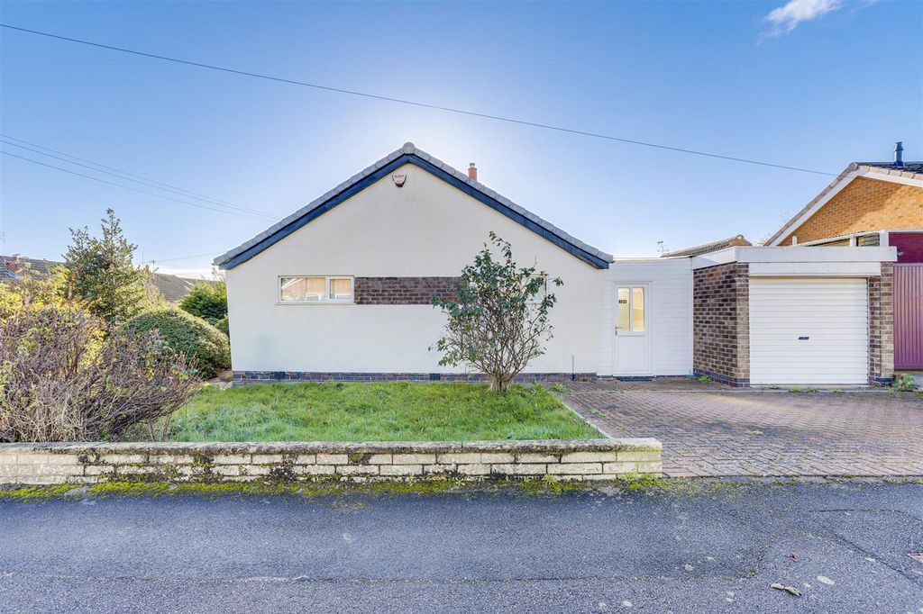 Property photo 2 of 19