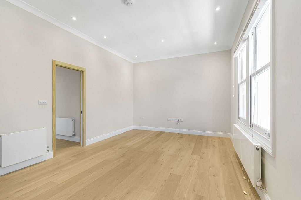 Property photo 3 of 9 Reception Room
