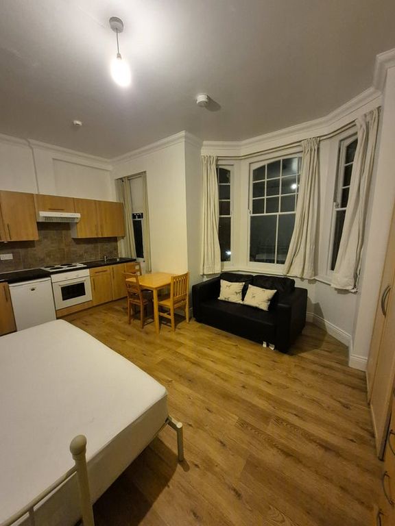 Property photo 2 of 4