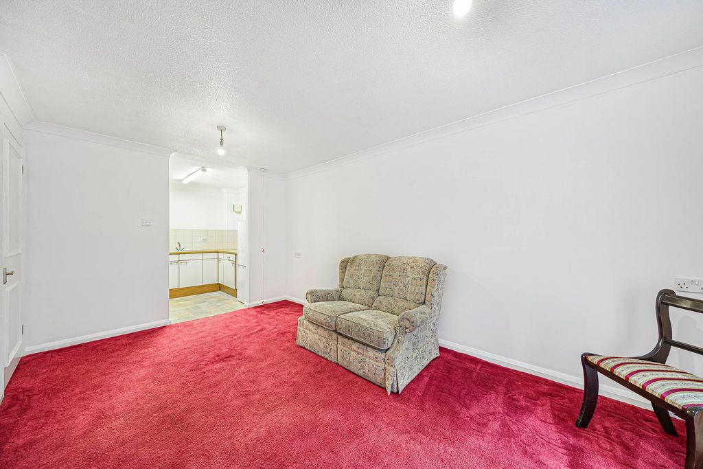Property photo 2 of 15 Photo 11