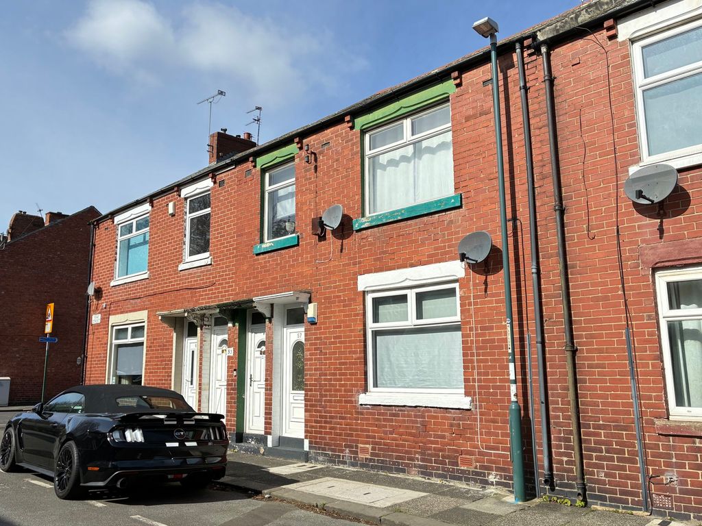 Property photo 1 of 15