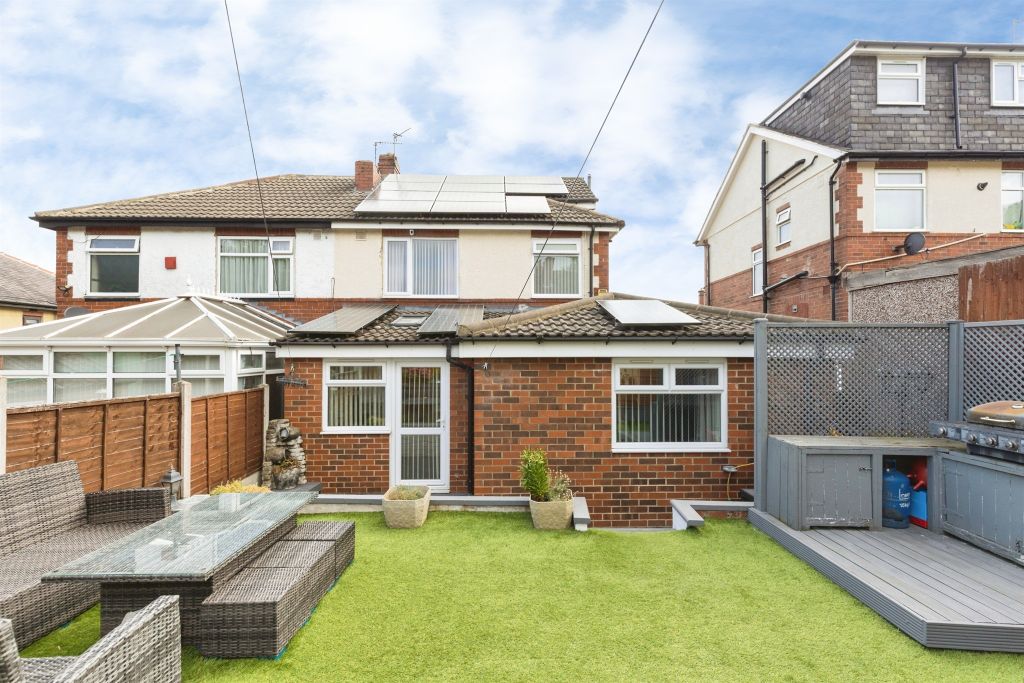 Property photo 2 of 18