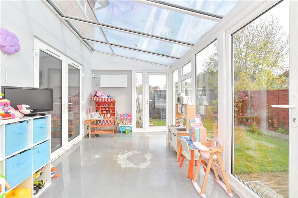 Property photo 1 of 13 Conservatory