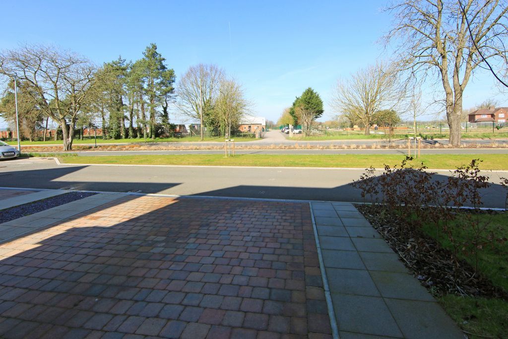 Property photo 2 of 27 Photo 27