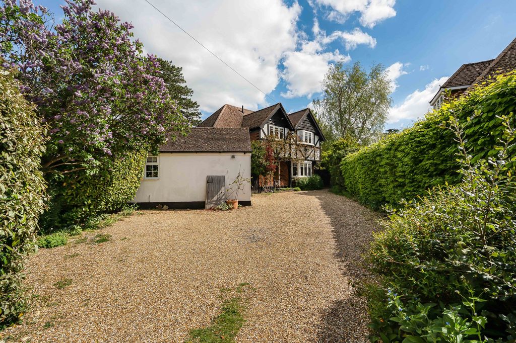 Property photo 3 of 35