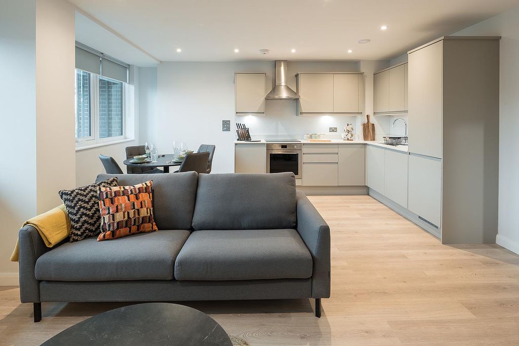 Property photo 2 of 12