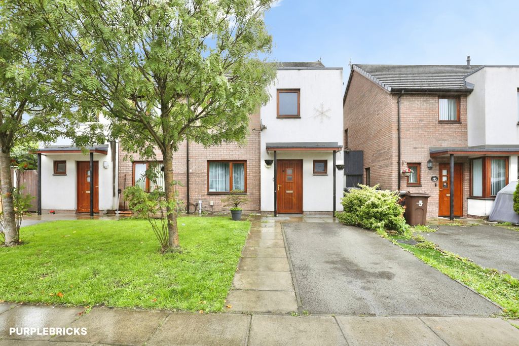 Property photo 1 of 23