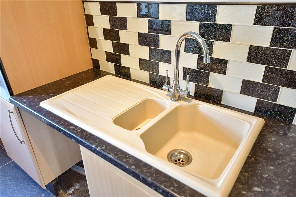 Property photo 3 of 14 Internal Feature