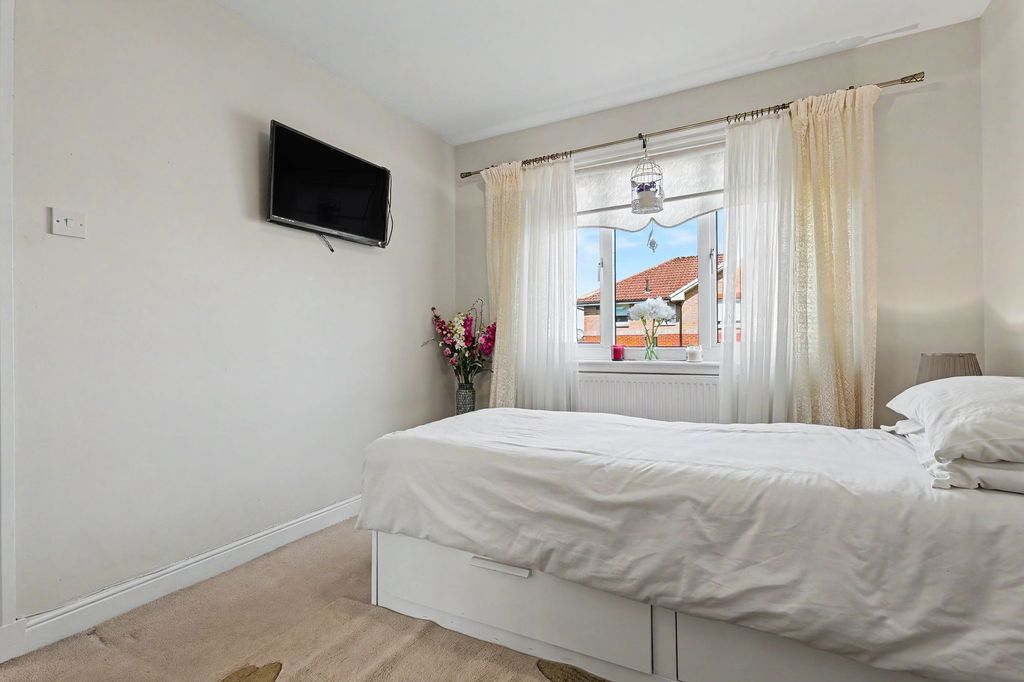 Additional image 11 of 2 bed flat for saleDalmore Drive, Airdrie ML6