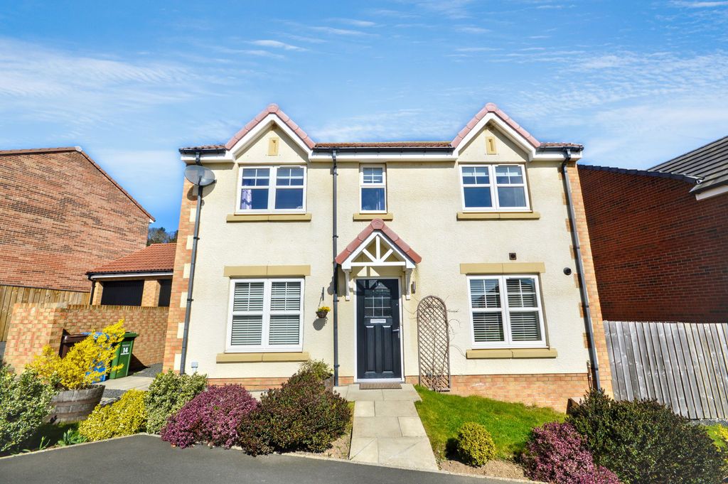 Property photo 1 of 25 Photo 2