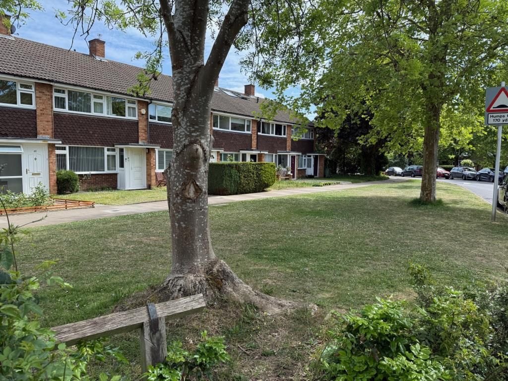 Property photo 1 of 5 Parcel Of Land Fronting On To Broughton Avenue
