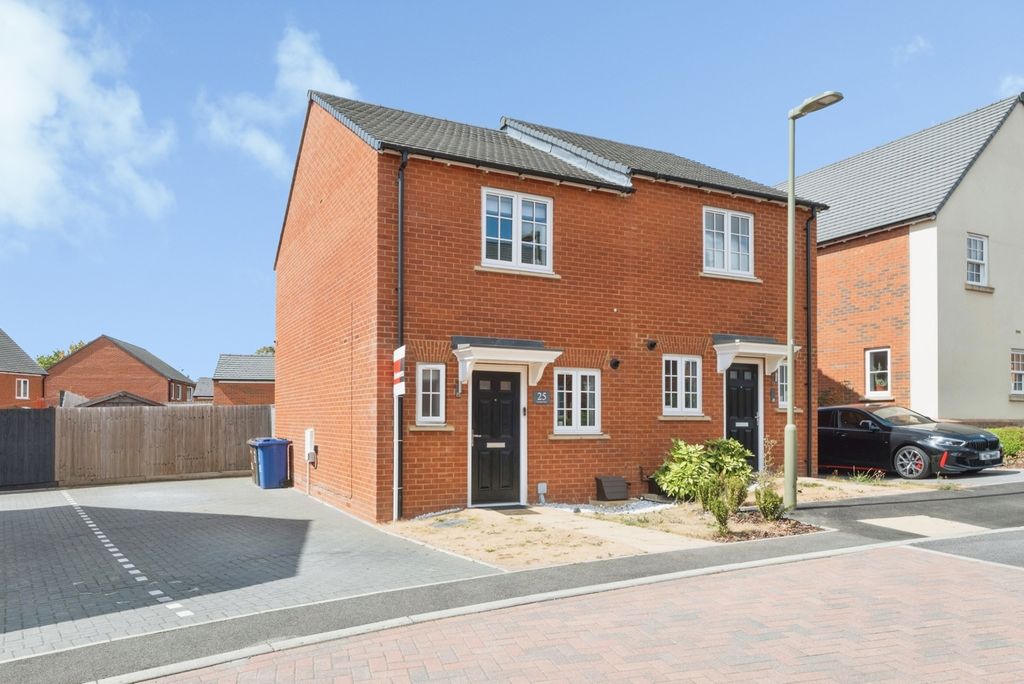 Property photo 1 of 12 Pbox-Img.Jpg