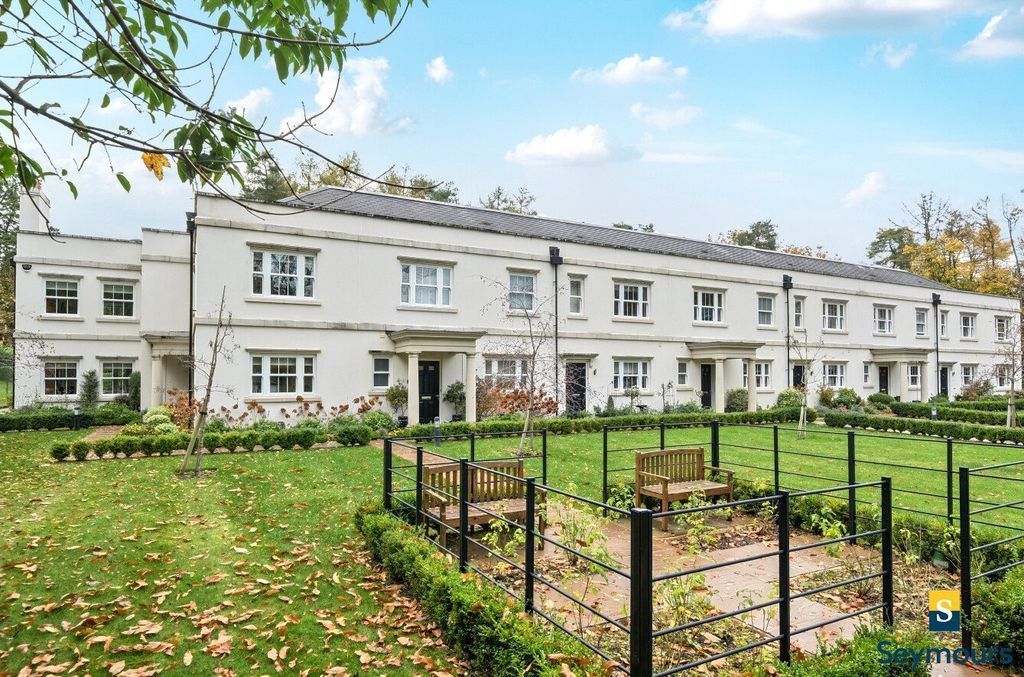 Property photo 1 of 22 Front Aspect