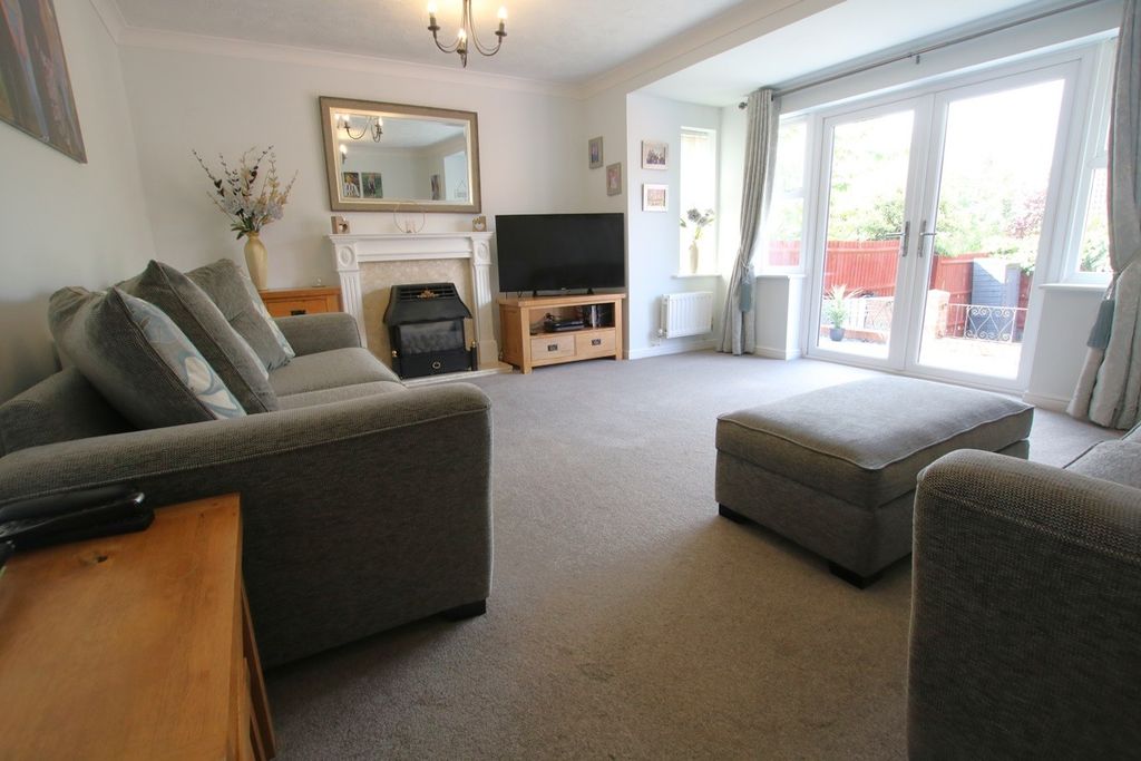 Property photo 2 of 15