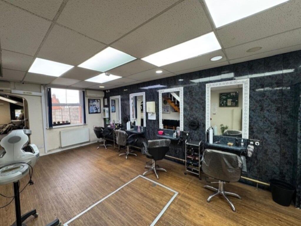 Property photo 3 of 13