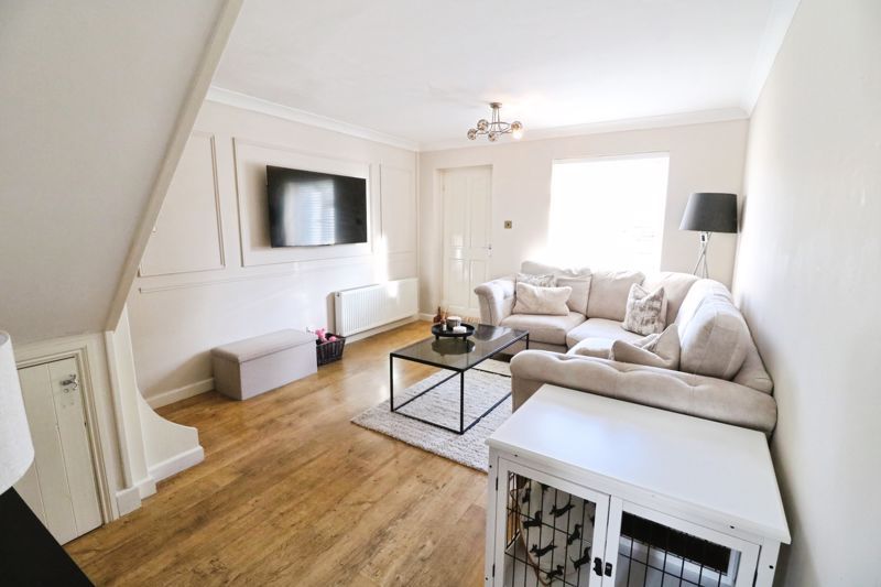 Property photo 2 of 8 Photo 7