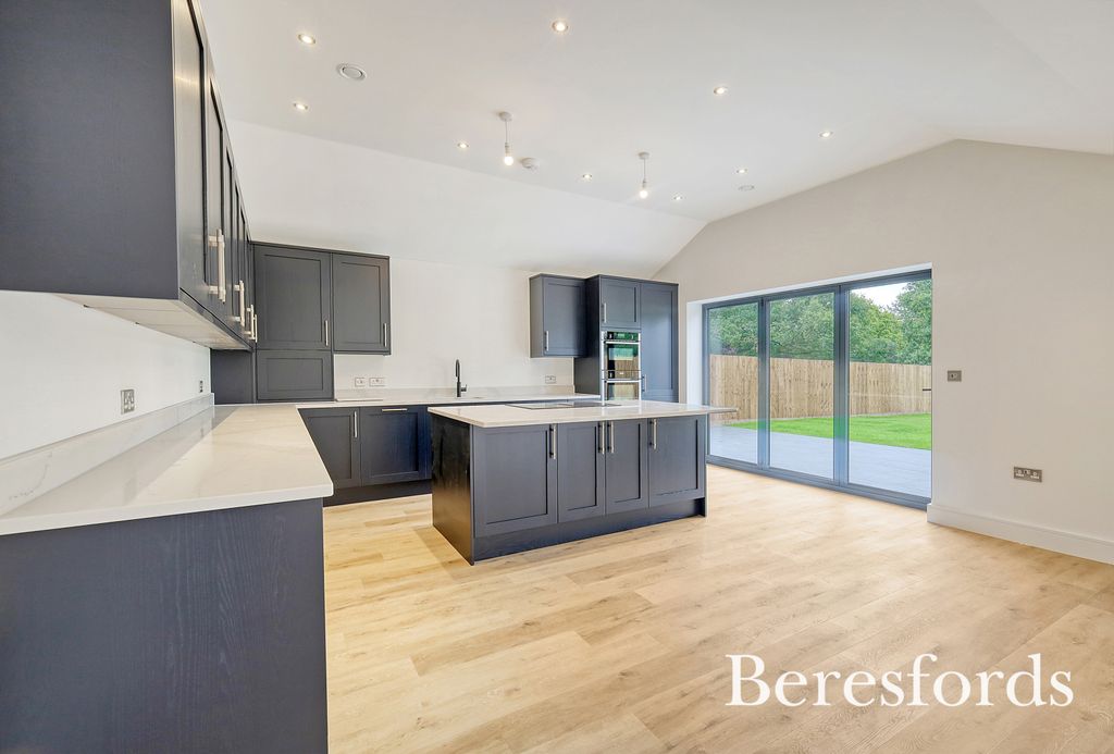 Property photo 2 of 13 Picture No. 06