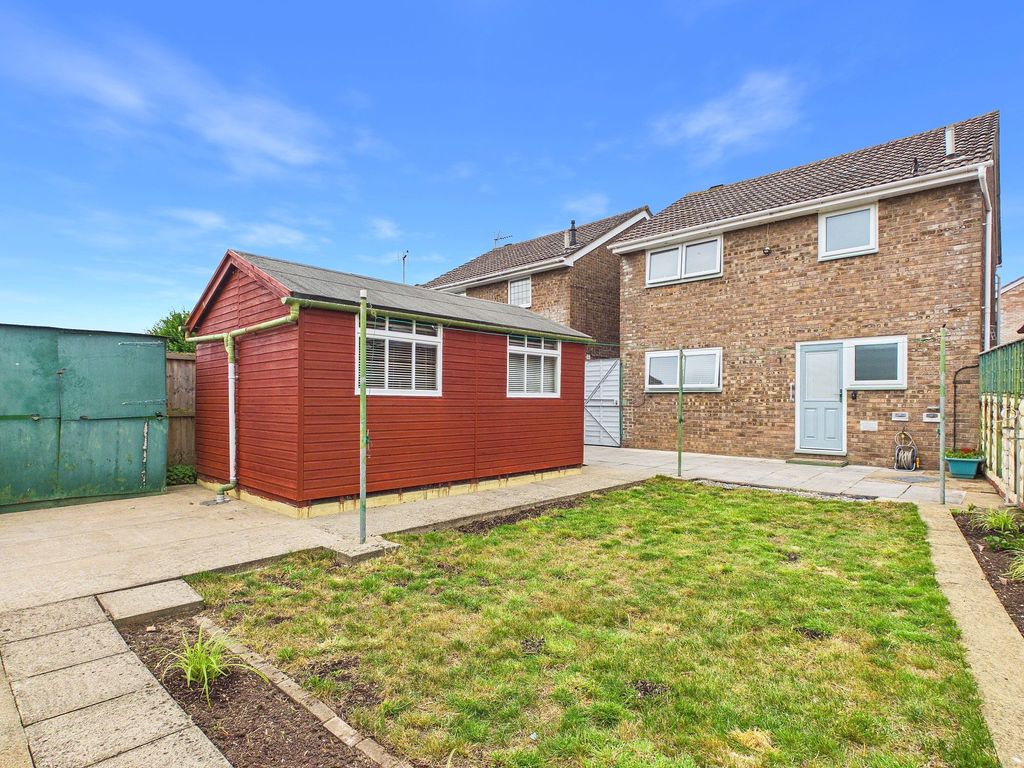 Property photo 2 of 18