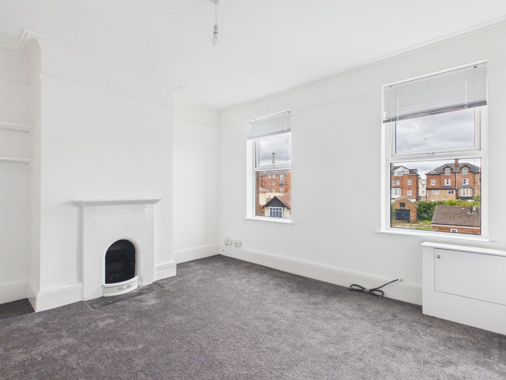 Property photo 1 of 5 Cam03062G0-Pr0253-Still004